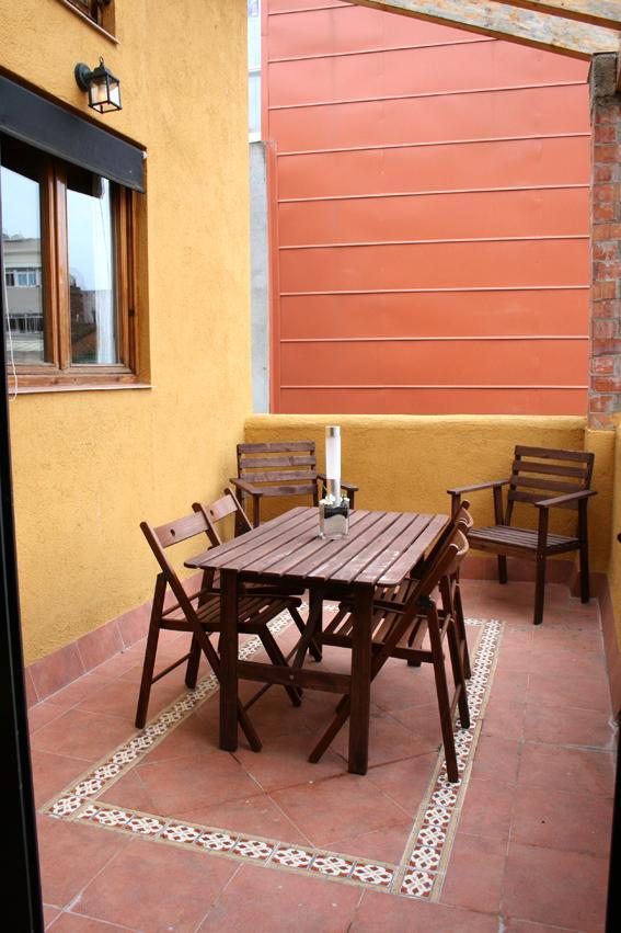 Apartmán Groc Fluvia Barcelona Exteriér fotografie
